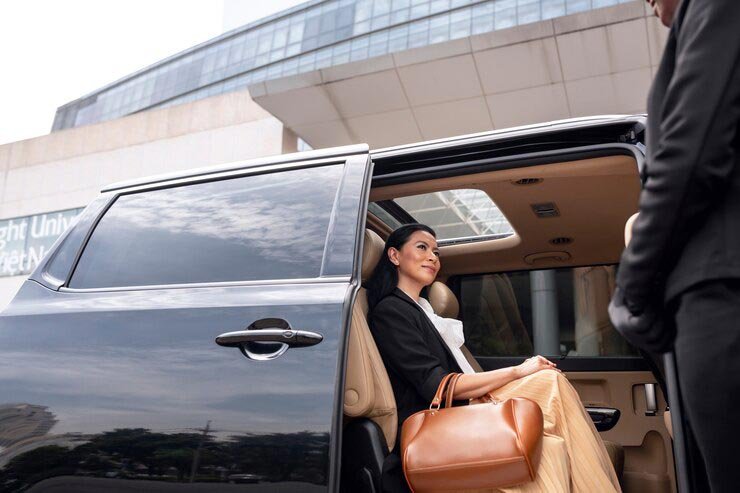 car hire with driver for corporate and business travels