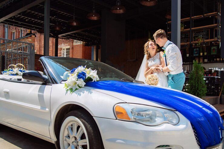 Wedding chauffeur service in Dubai with luxury car